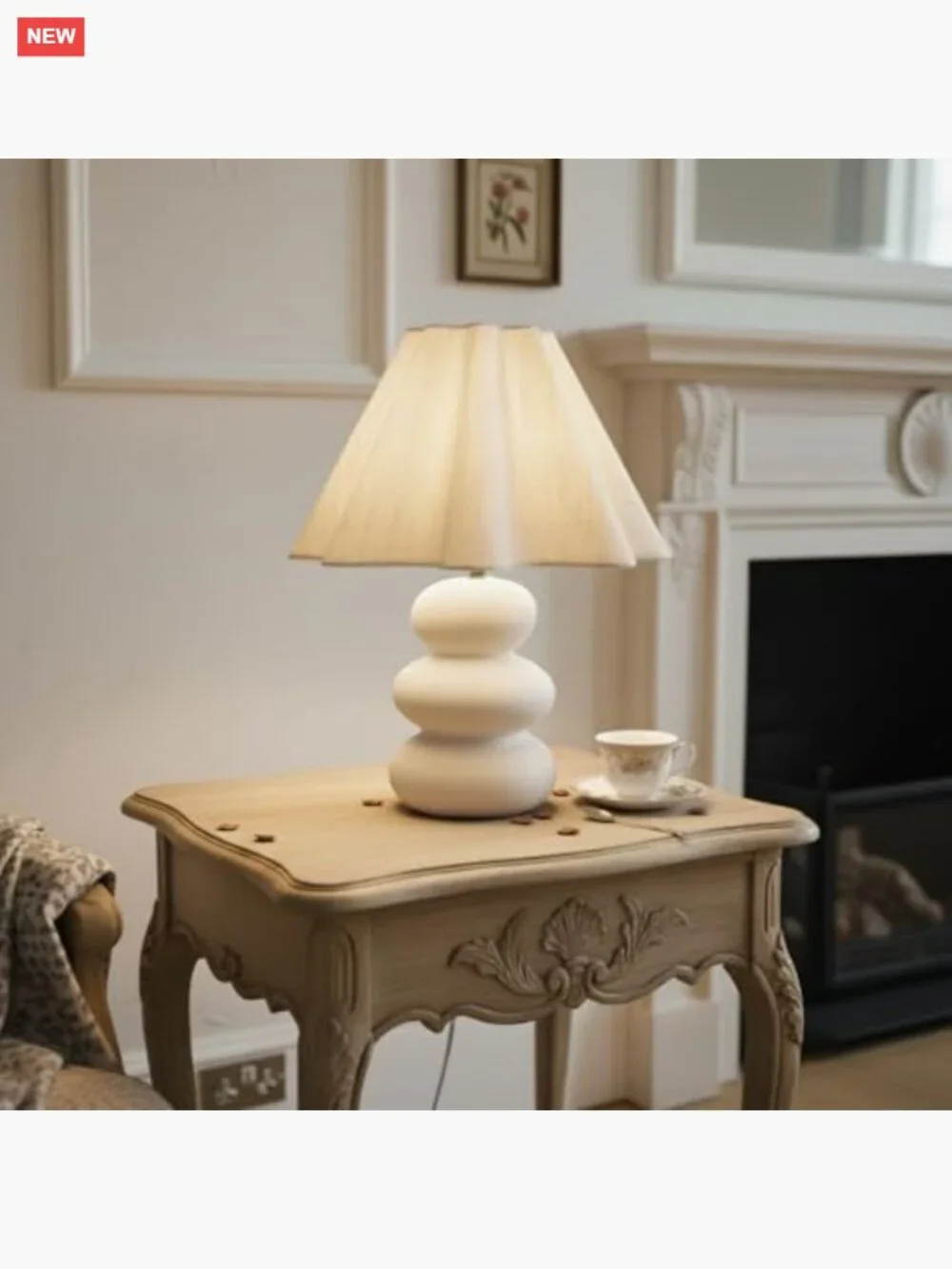 Modern Ceramic Table Lamp with Scalloped Linen Shade, 17.72
